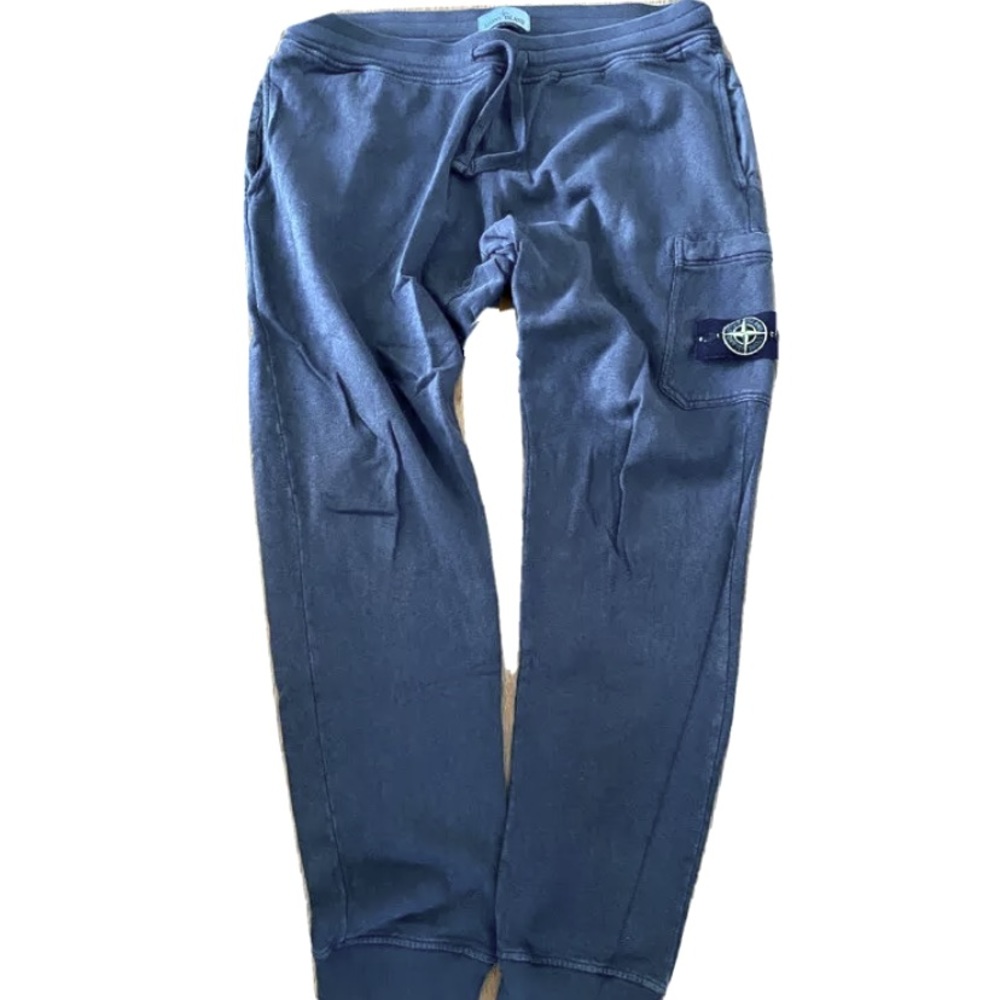 Celebrity worn sweat pants. Previously owned by Lars Frederiksen from rancid